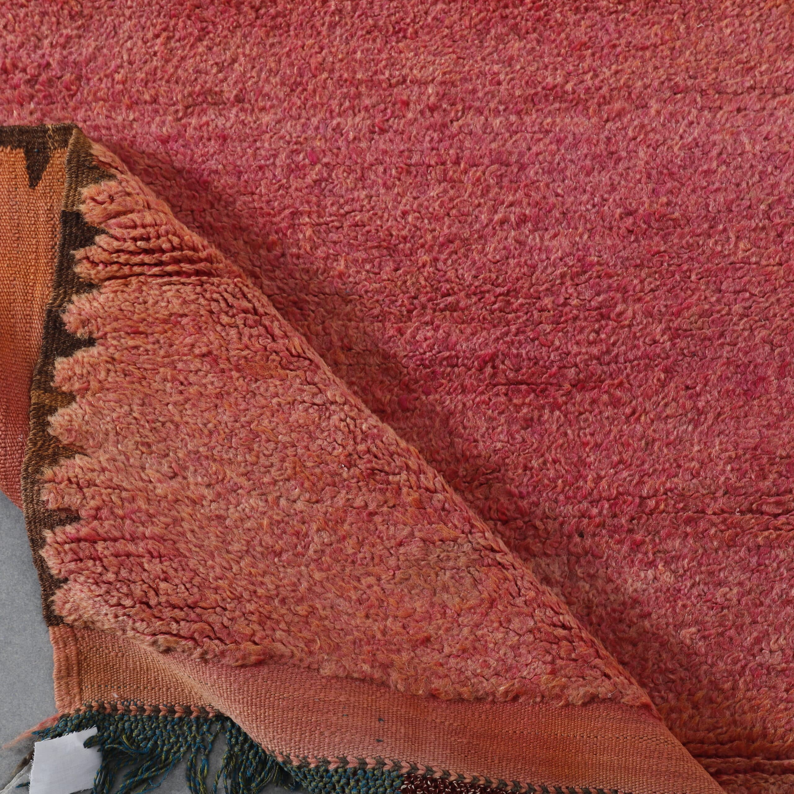 Vintage Boujaad 7.9×3.3 ft – Handmade Moroccan Pink Runner Rug - Image 5