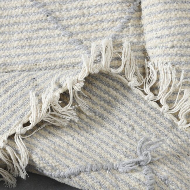 Zanafi Kilim 8.2×4.6 ft – Handmade Moroccan Wool Flatweave Rug - Image 4