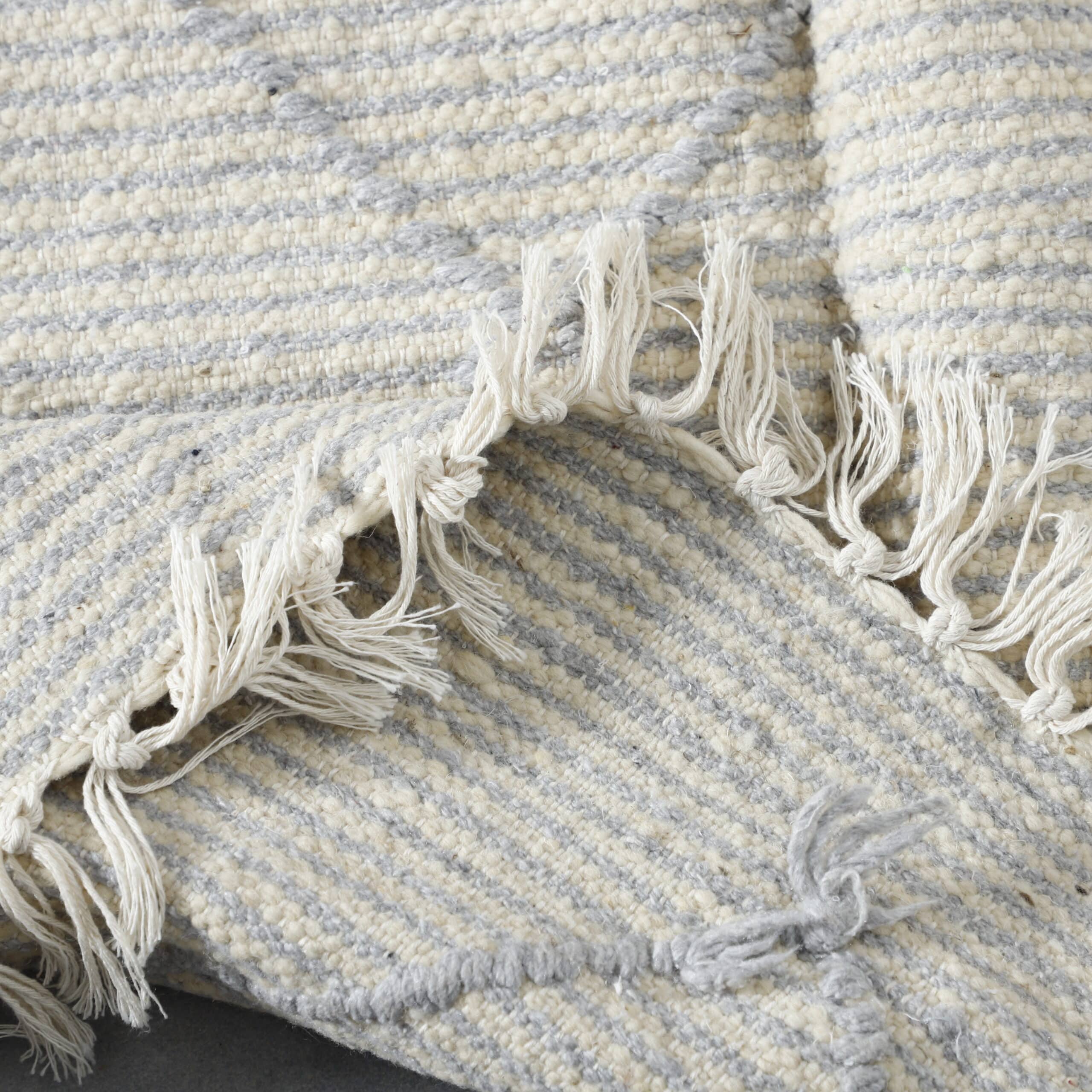 Zanafi Kilim 8.2×4.6 ft – Handmade Moroccan Wool Flatweave Rug - Image 4