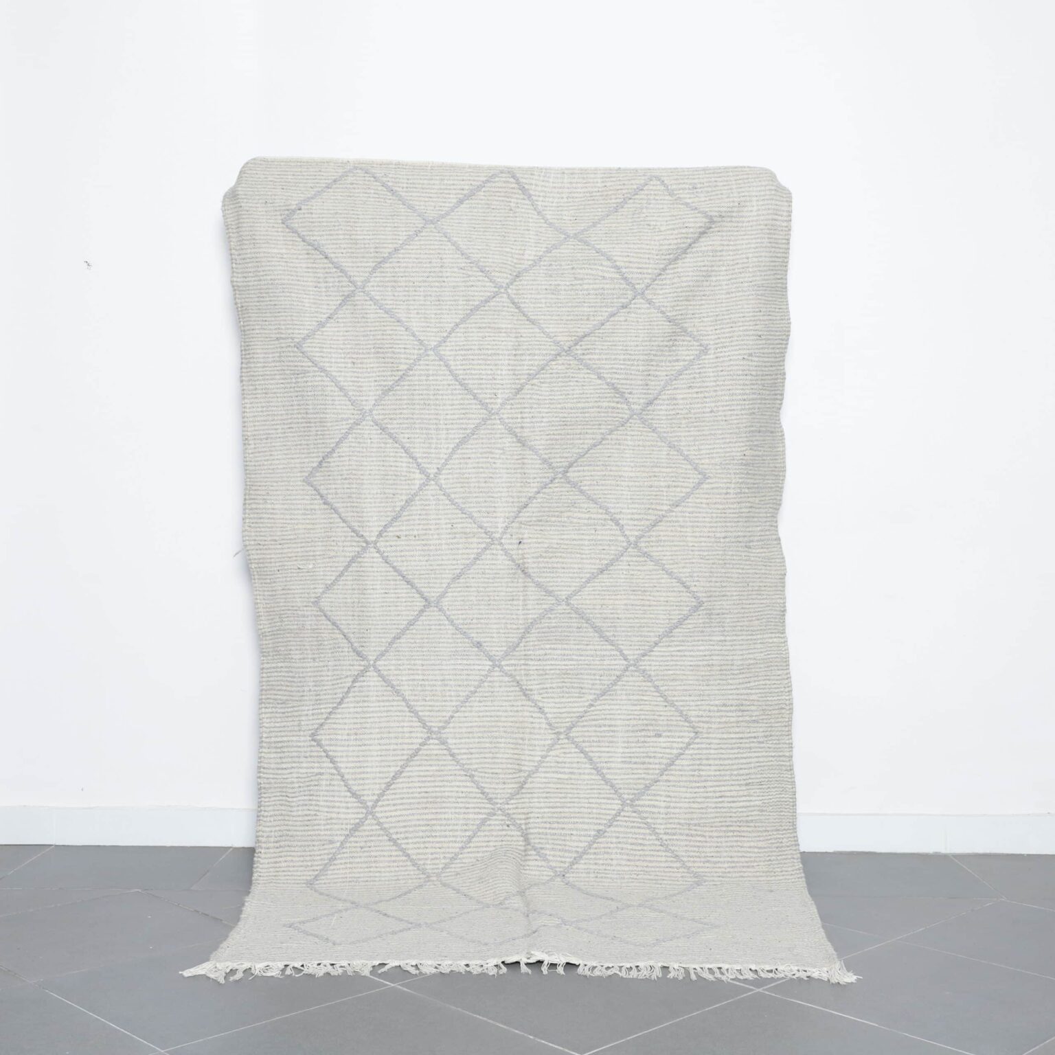 Zanafi Kilim 8.2×4.6 ft – Handmade Moroccan Wool Flatweave Rug