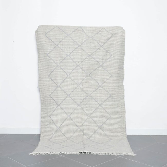 Zanafi Kilim 8.2×4.6 ft – Handmade Moroccan Wool Flatweave Rug