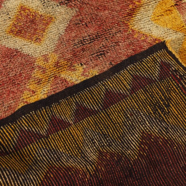 Vintage Taznakht 4.9×2.3 ft – Handmade Moroccan Wool Rug - Image 4