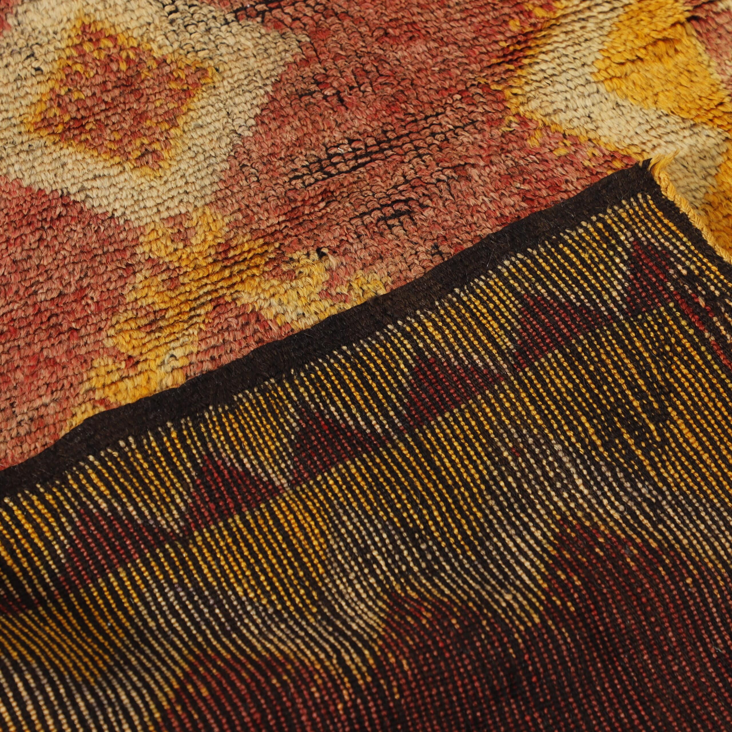 Vintage Taznakht 4.9×2.3 ft – Handmade Moroccan Wool Rug - Image 4