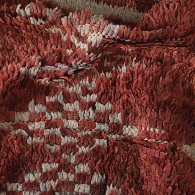 Boujaad Rug 9.2×3.1 ft – Handmade Moroccan Wool Runner in Red and Beige Geometric Design - Image 4