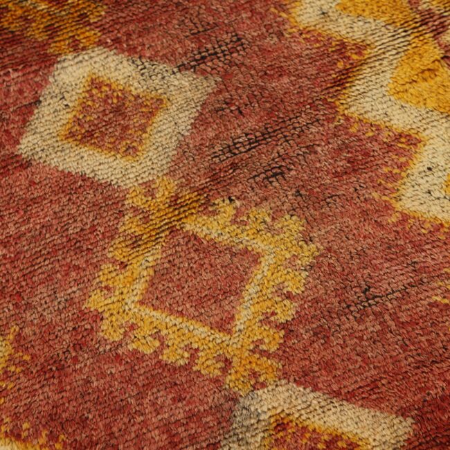 Vintage Taznakht 4.9×2.3 ft – Handmade Moroccan Wool Rug - Image 6