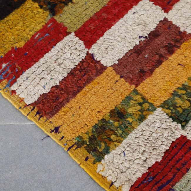 Vintage Taznakht 5.4×2.4 ft – Handmade Moroccan Wool Checkered Rug - Image 6