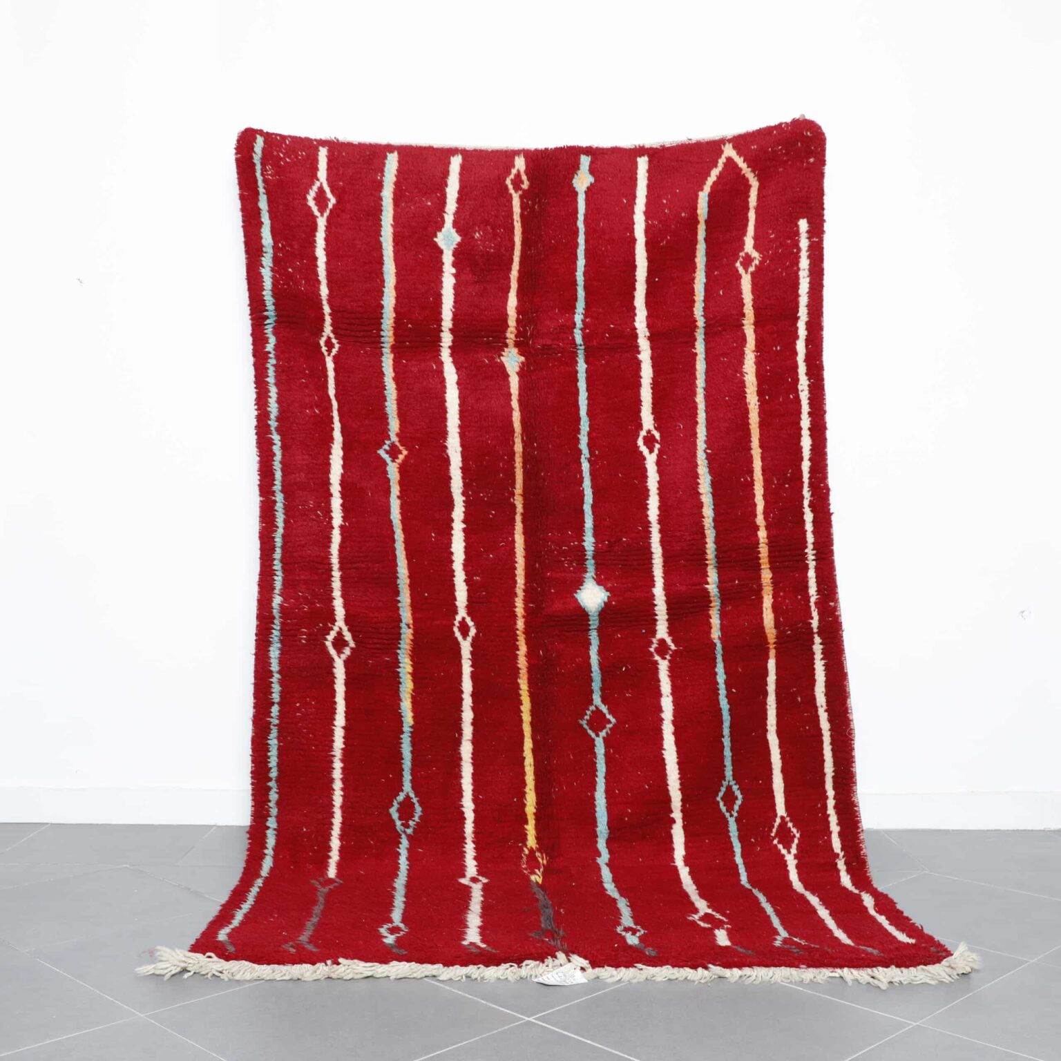 Boujaad Rug 8.9×5.2 ft handmade Moroccan red wool carpet