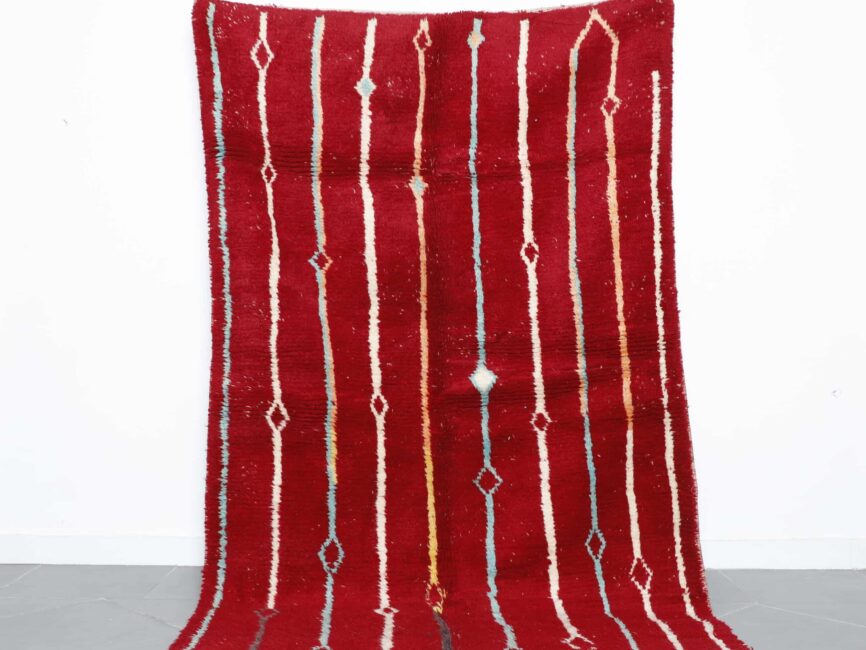 Boujaad Rug 8.9×5.2 ft handmade Moroccan red wool carpet