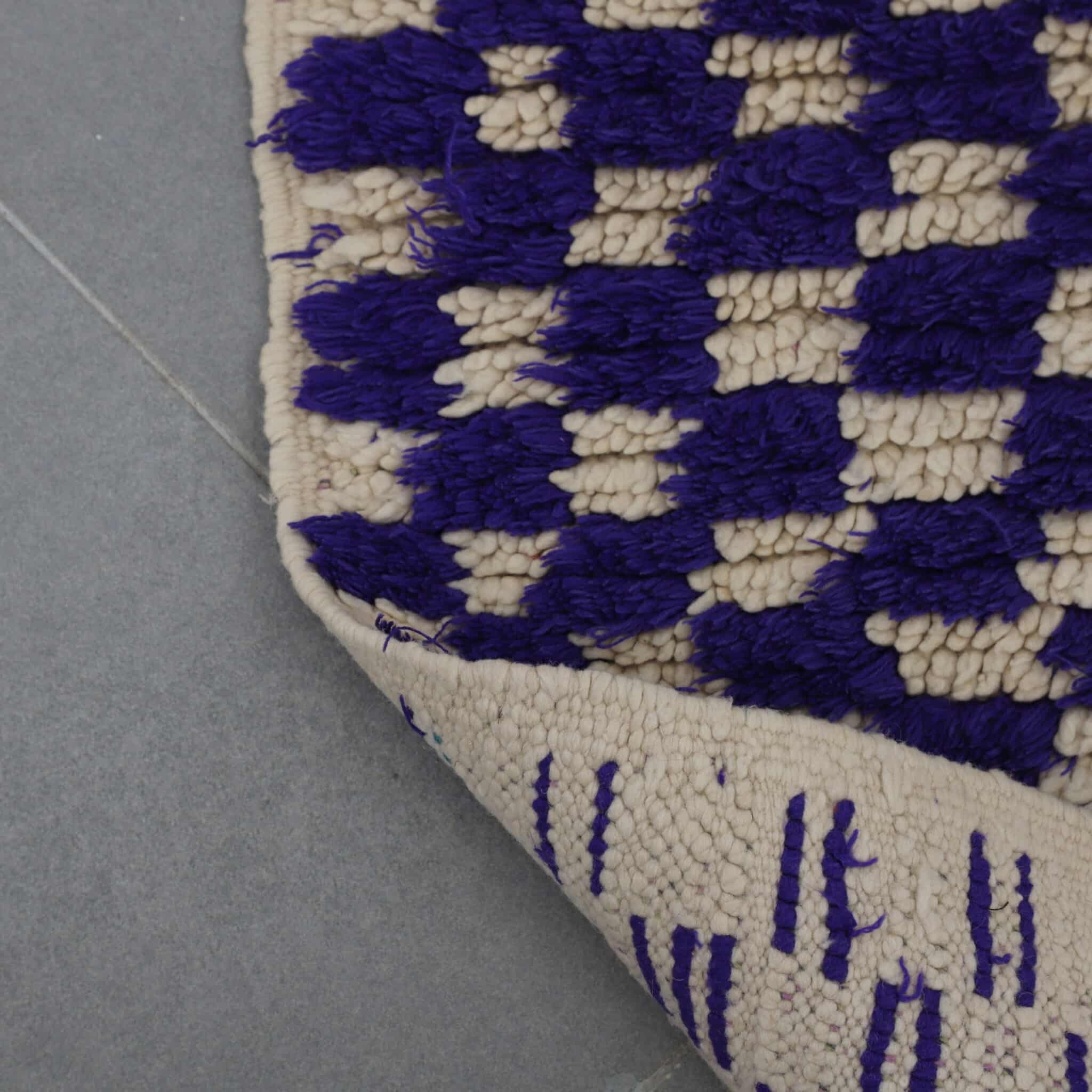 Handmade Moroccan Beni Ouarain Rug 95cm x 95cm – Purple Checkered Wool Carpet - Image 2