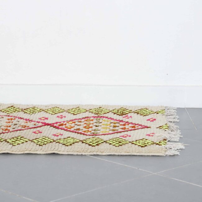 Handmade Colorful Moroccan Azilal Rug 175cm x 122cm – Bright Wool Berber Carpet - Image 3