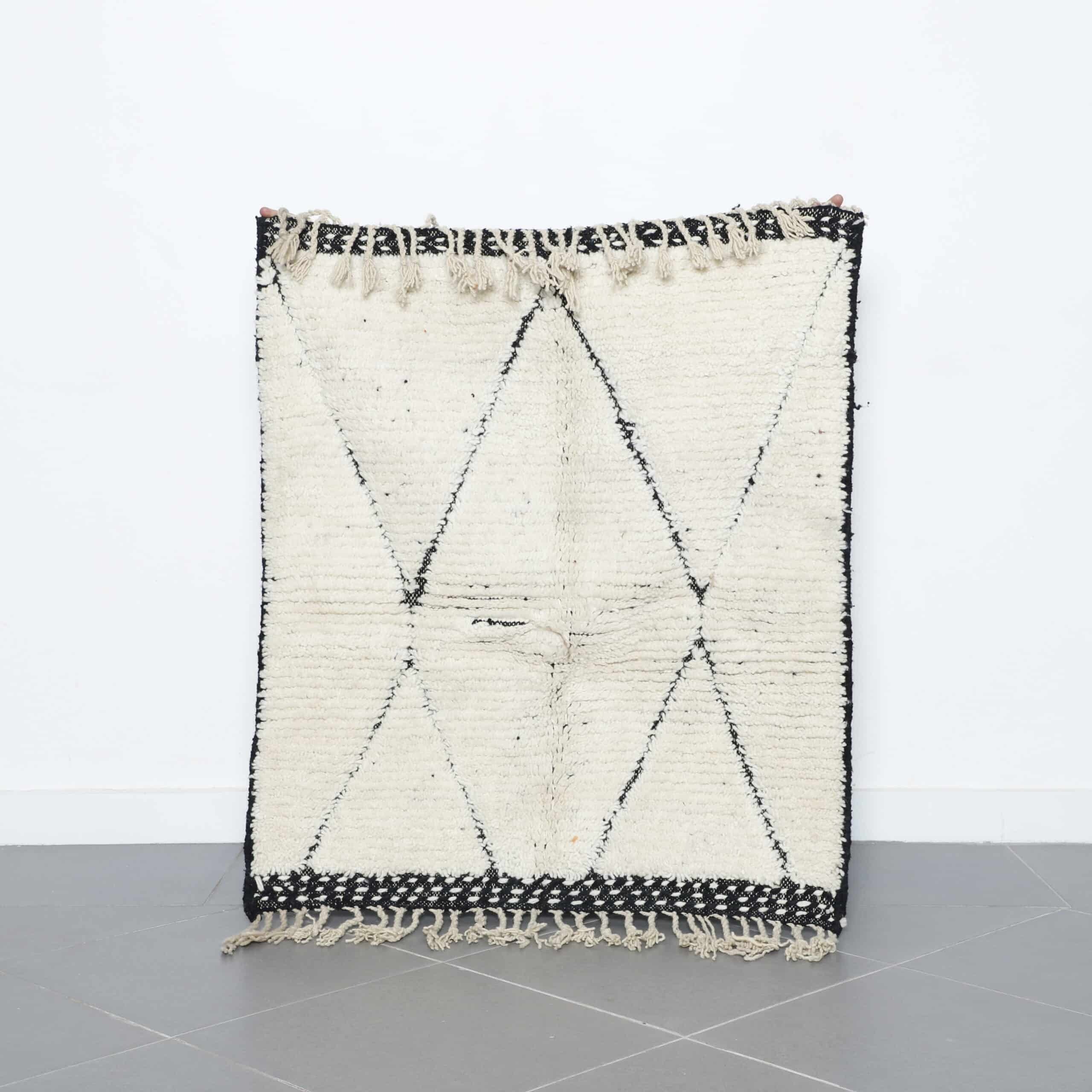 Handmade Moroccan Beni Ouarain Rug 117cm x 101cm black and white wool rug