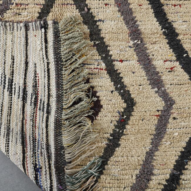 Large Handmade Moroccan Beni Ouarain Rug with Colorful Diamond Lattice 186cm x 110cm - Image 4