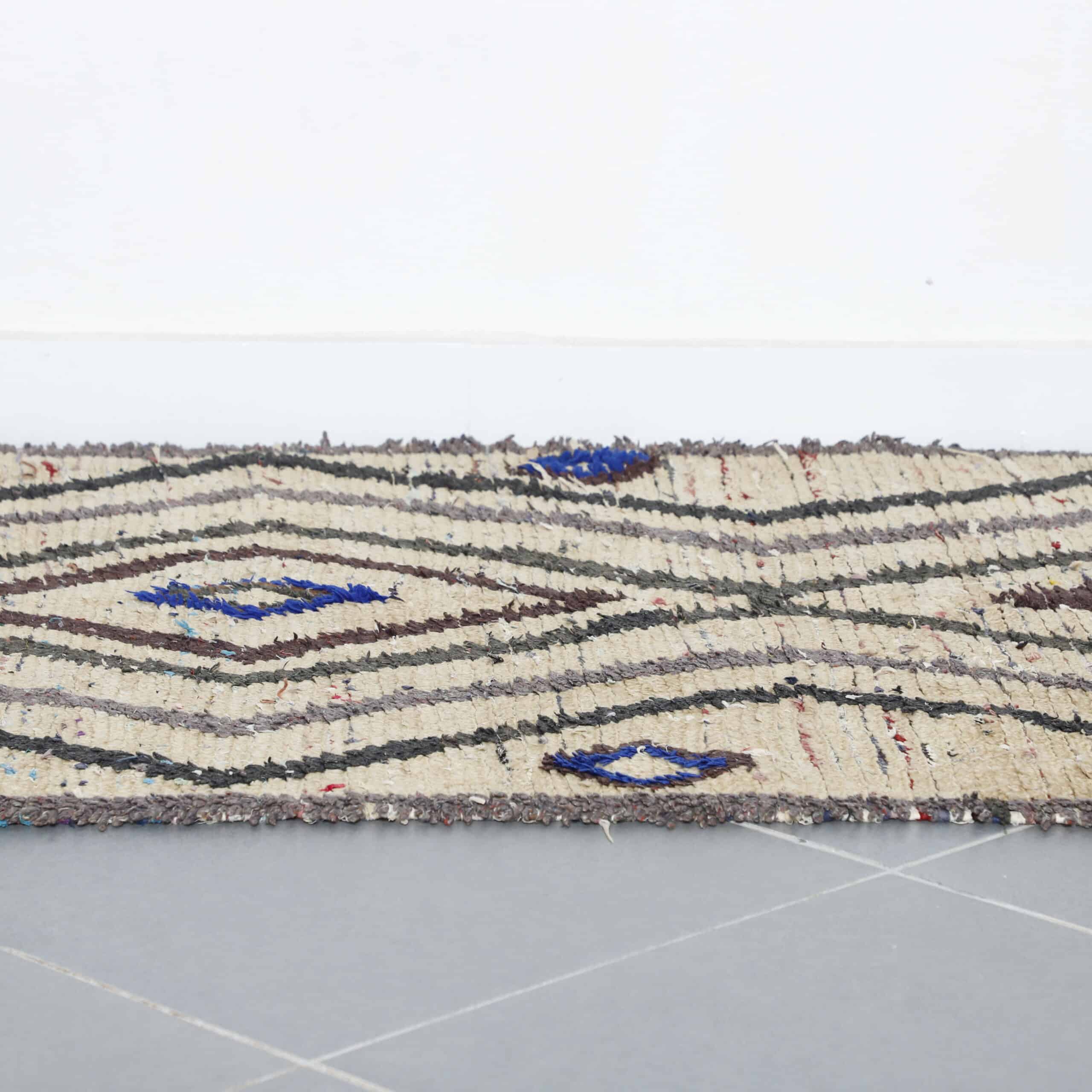 Large Handmade Moroccan Beni Ouarain Rug with Colorful Diamond Lattice 186cm x 110cm - Image 3