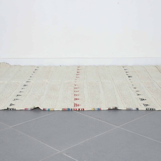 Large Handmade Moroccan Beni Ouarain Rug with Minimalist Geometric Stripes 260cm x 154cm - Image 4