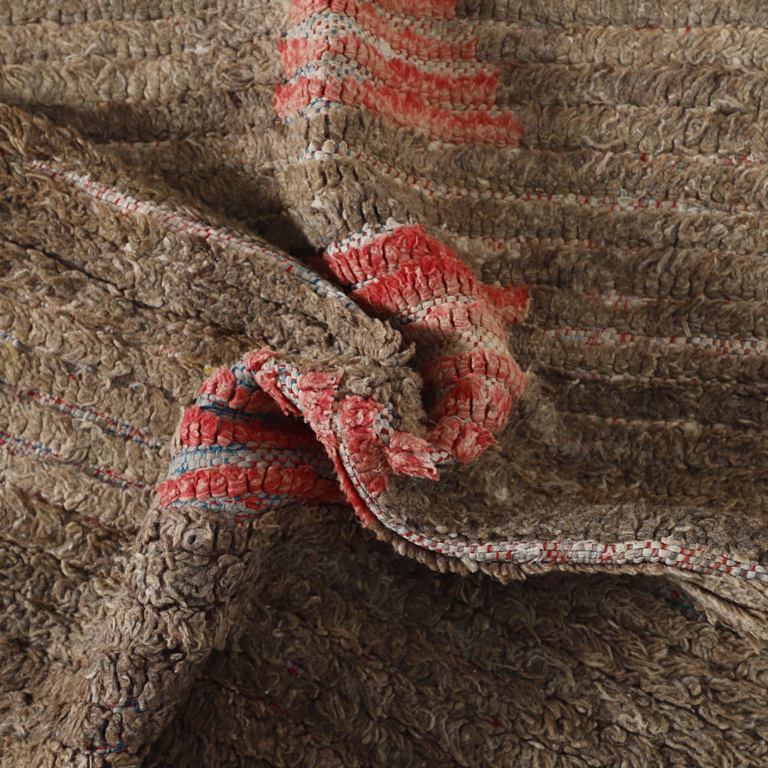 Handmade Moroccan Beni Ourain Runner Rug with Minimalist Geometric Design - Image 2