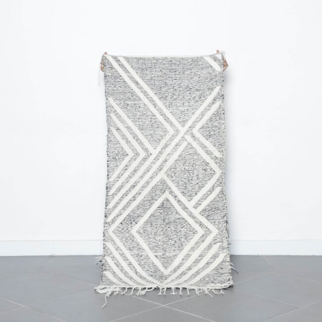 Handwoven Moroccan Beni Ouarain Rug with Geometric Lines