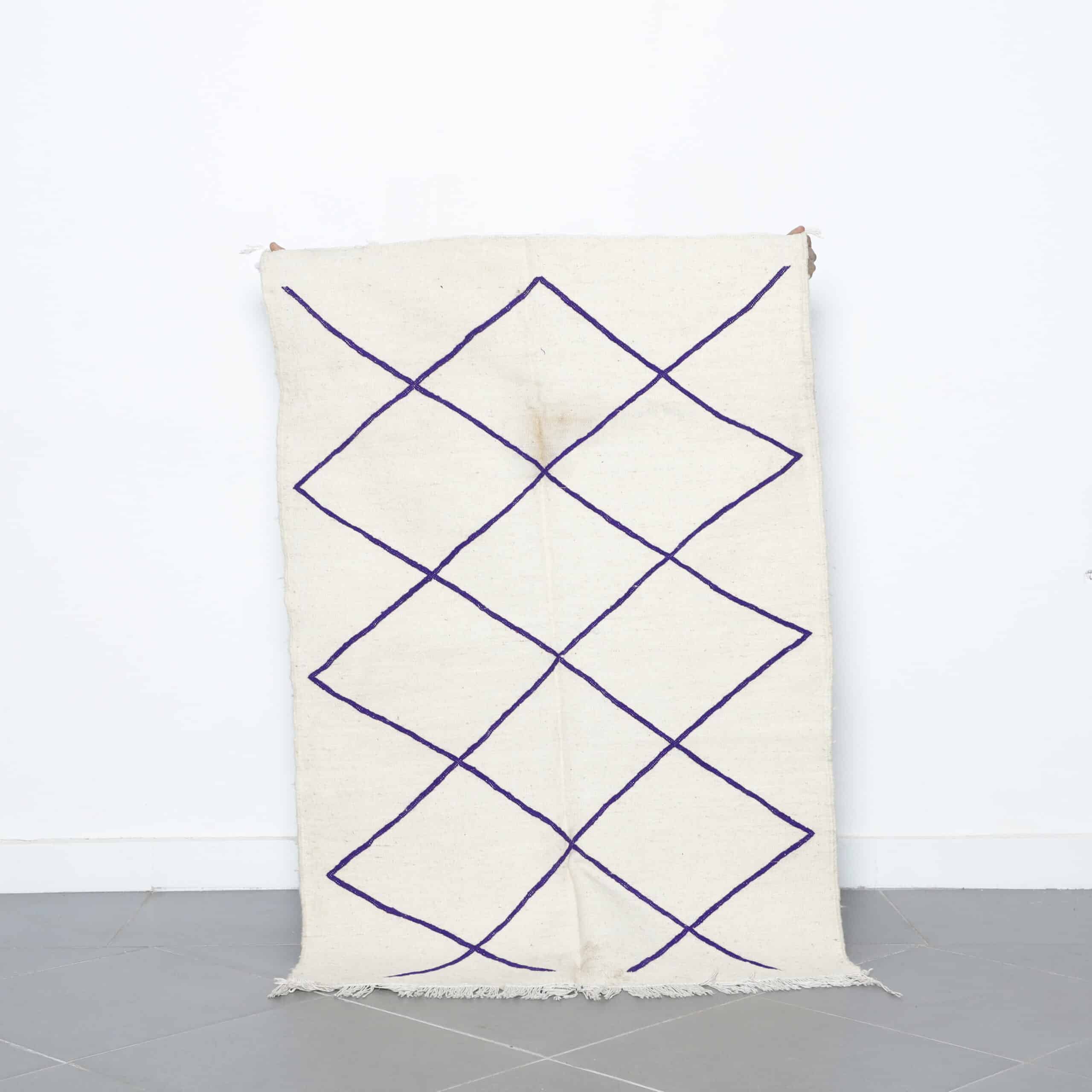 Handwoven Moroccan Beni Ouarain Rug with Diamond Lattice