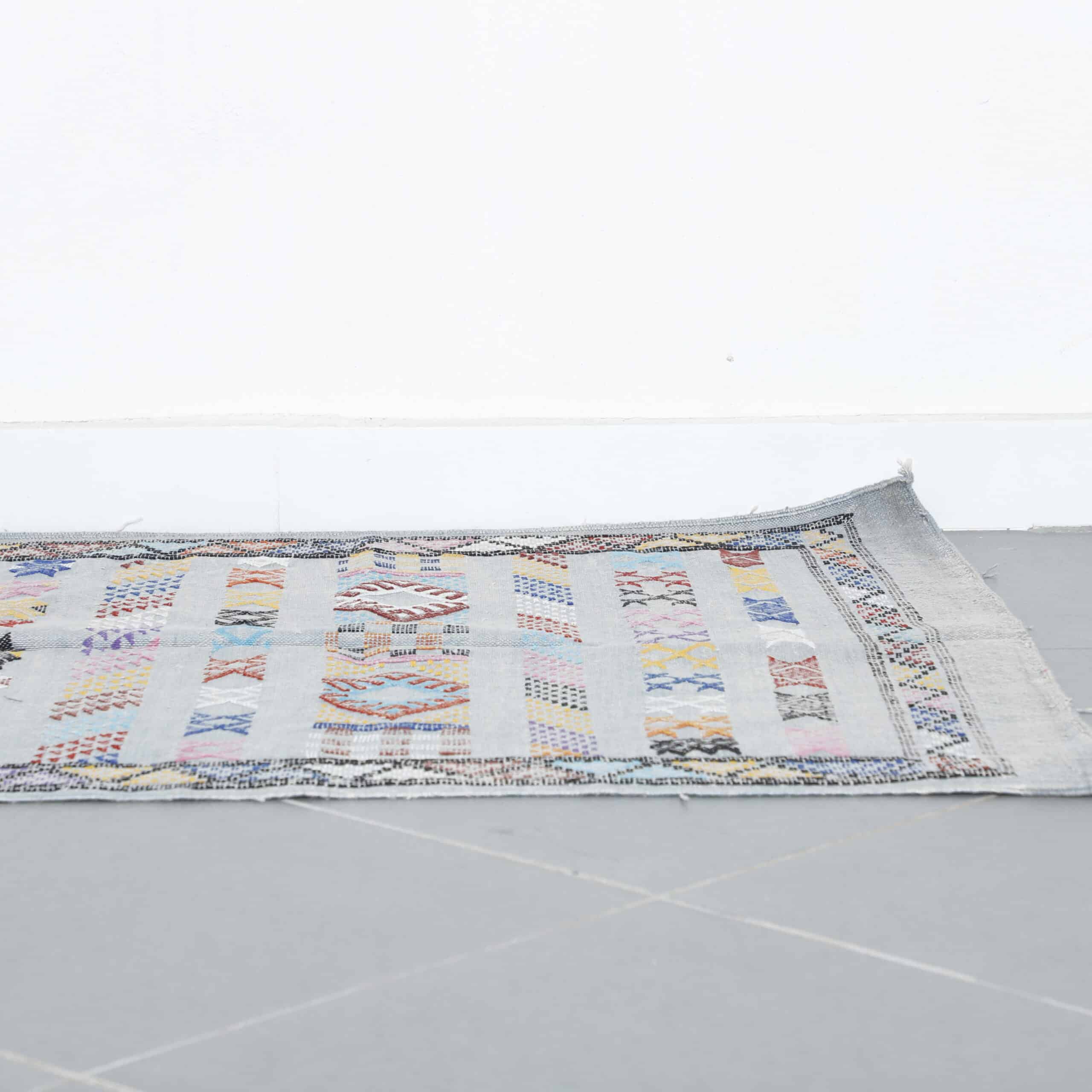 Vintage Moroccan Kilim rug with Colorful Geometric Motifs - Image 3