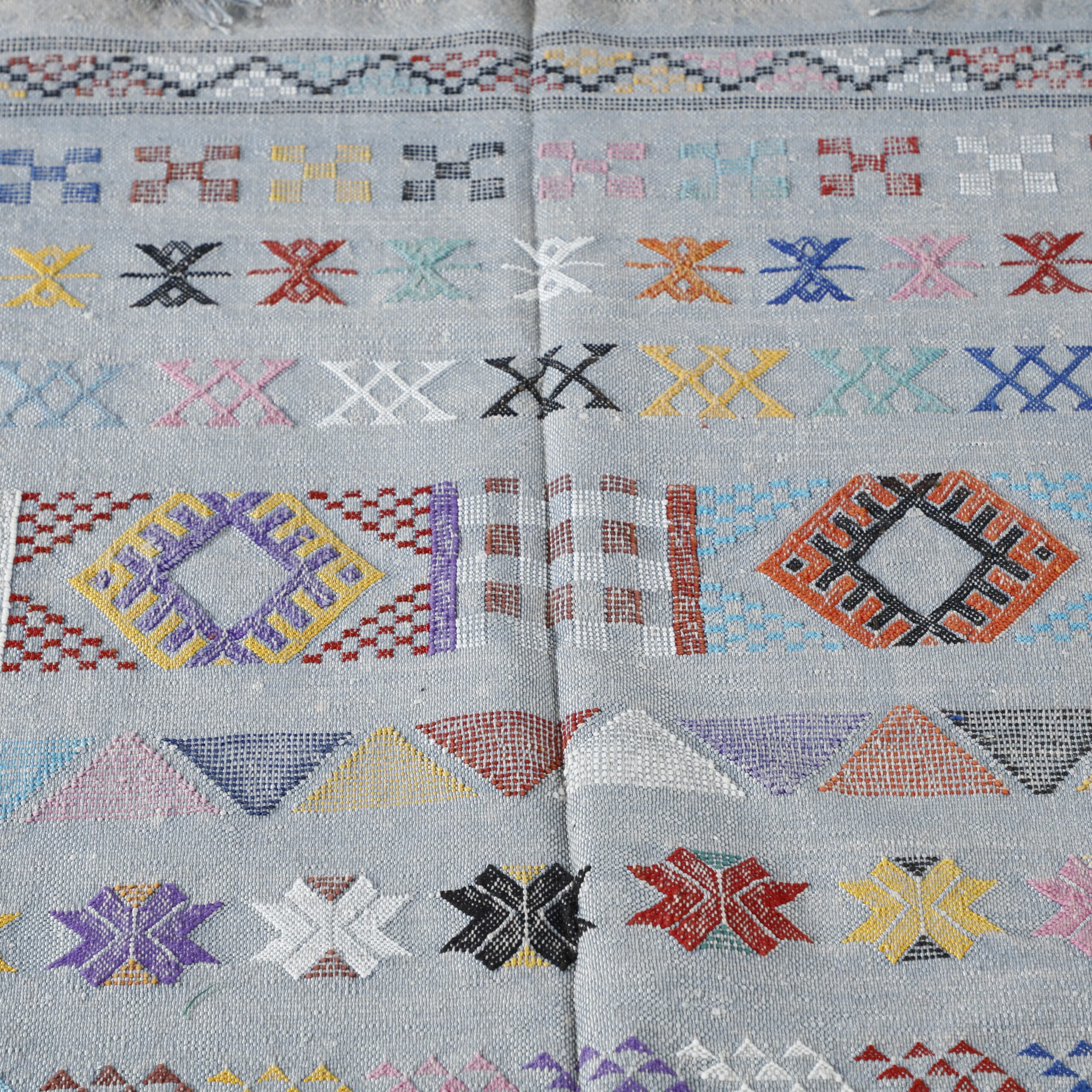 Vintage Moroccan Kilim rug with Colorful Geometric Motifs - Image 4