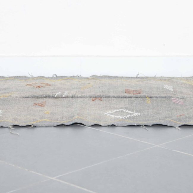 Gray Moroccan Kilim Rug with Geometric Motifs - Image 2