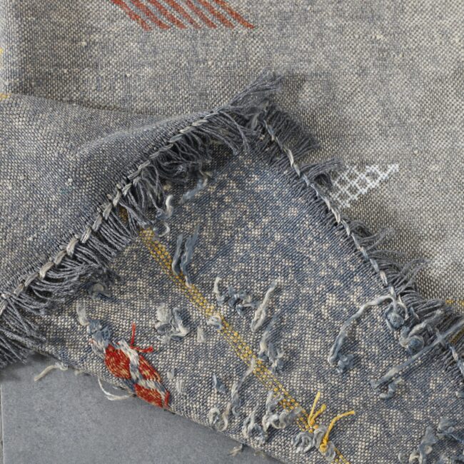 Gray Moroccan Kilim Rug with Geometric Motifs - Image 5