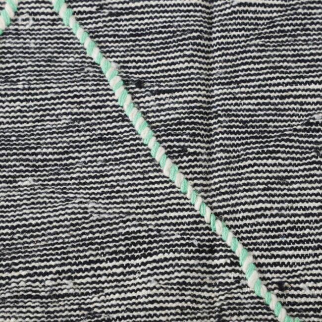Modern Moroccan Zanafi Kilim rug with Mint Diamond Lattice - Image 3