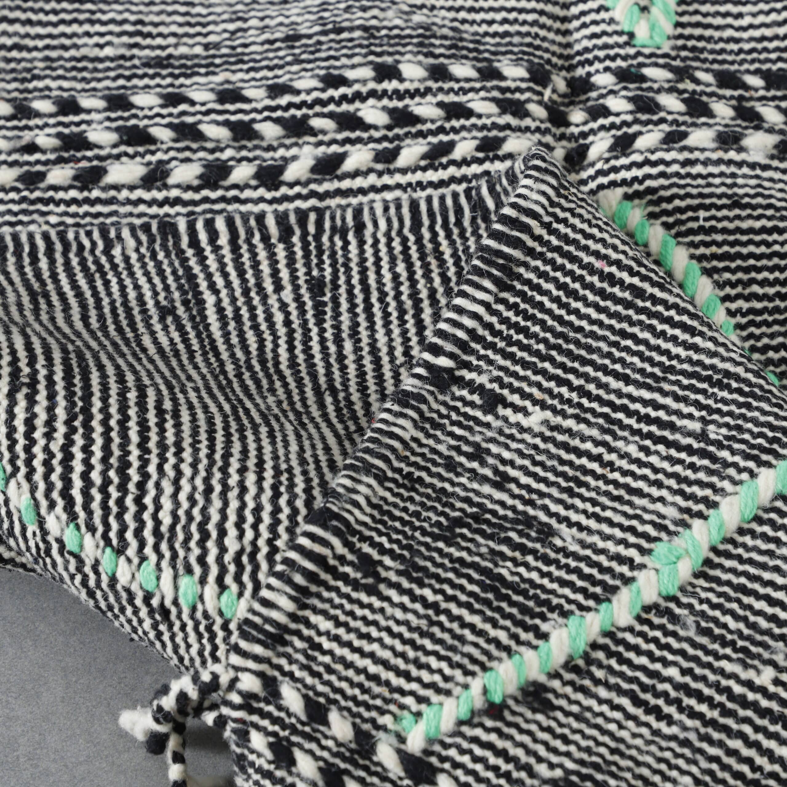 Modern Moroccan Zanafi Kilim rug with Mint Diamond Lattice - Image 7