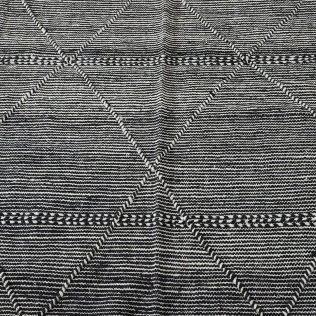 Moroccan Zanafi Kilim with Diamond Pattern - Image 4