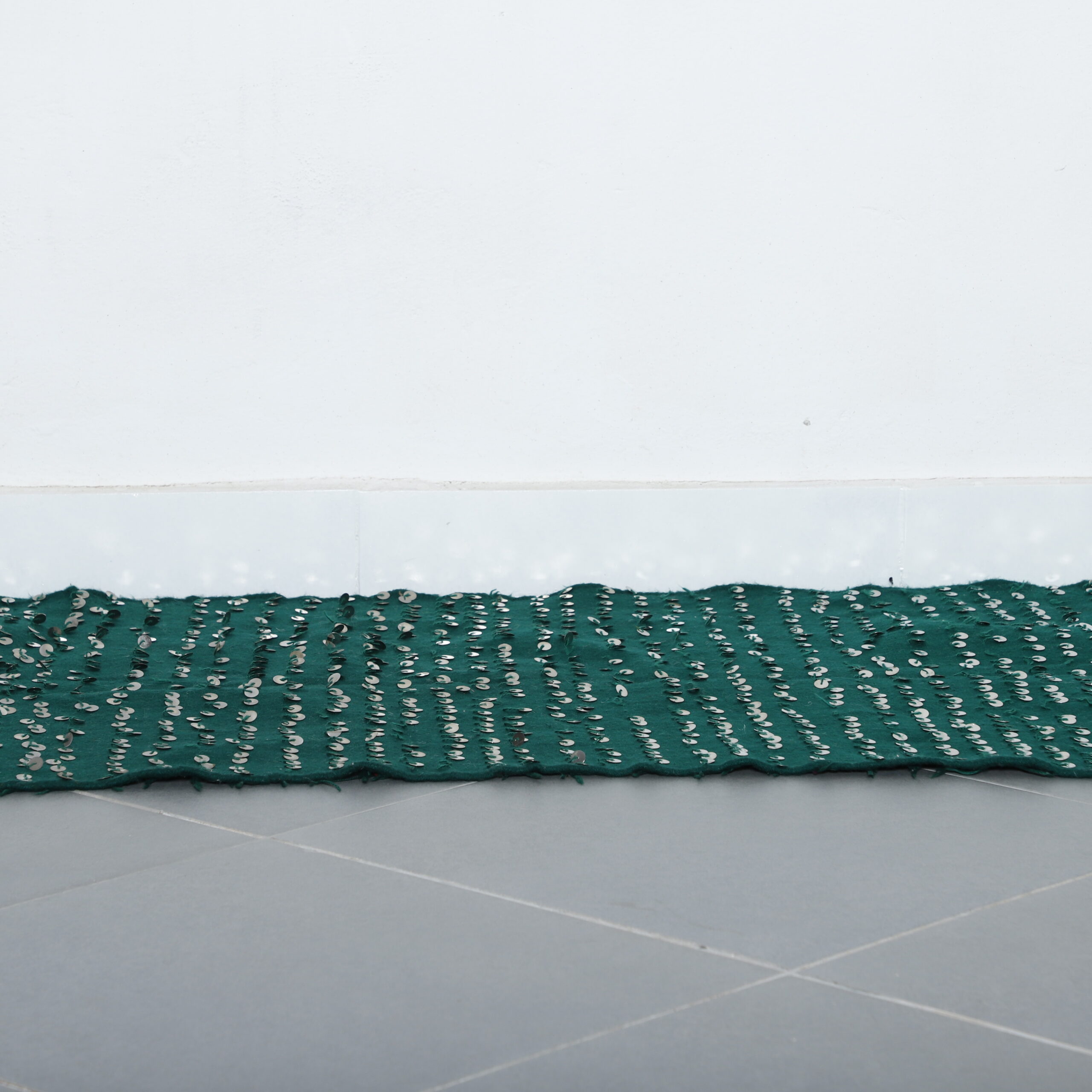 Embellished Moroccan Handira with Sequins - Image 2