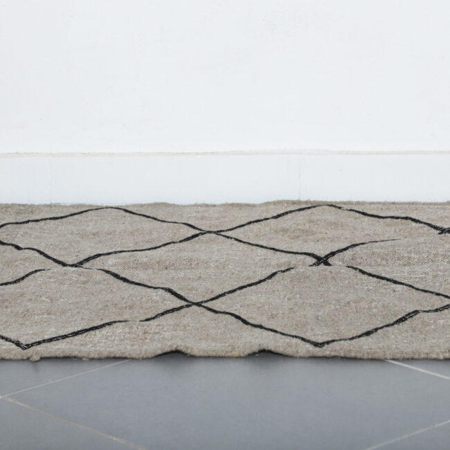 Classic Moroccan Beni Ourain Kilim with Diamond Lattice - Image 2