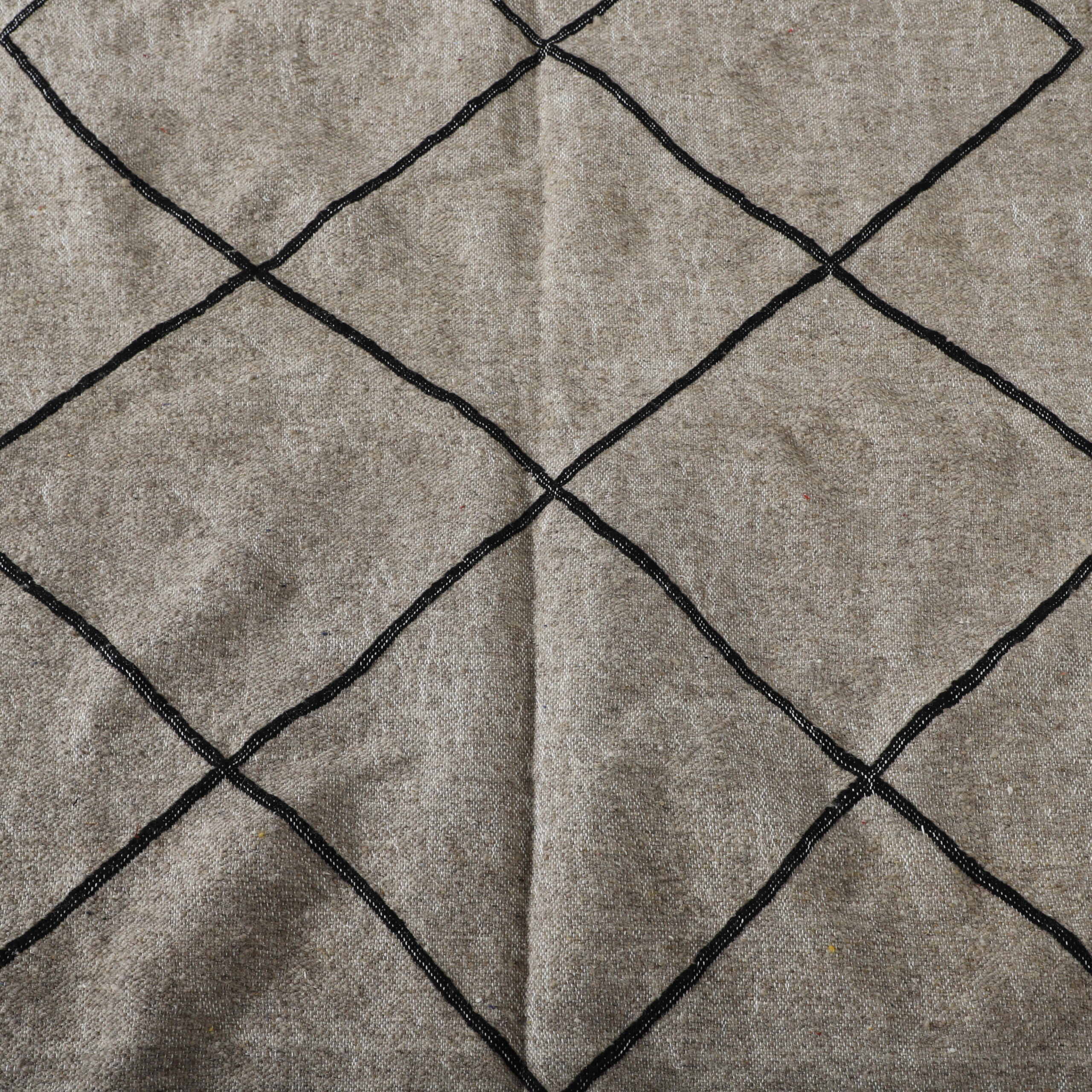 Classic Moroccan Beni Ourain Kilim with Diamond Lattice - Image 4