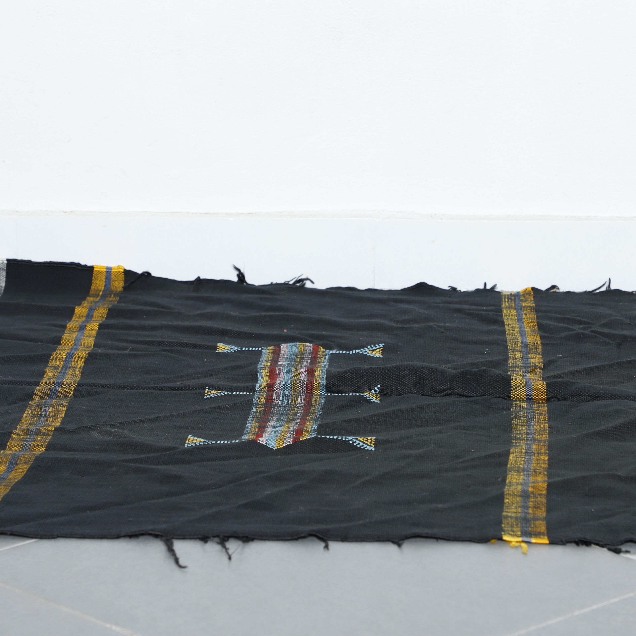 Striking Moroccan Kilim Rug with Symbolic Motifs - Image 5