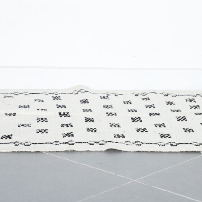 Classic Moroccan Beni Ourain Rug with Geometric Motifs - Image 2