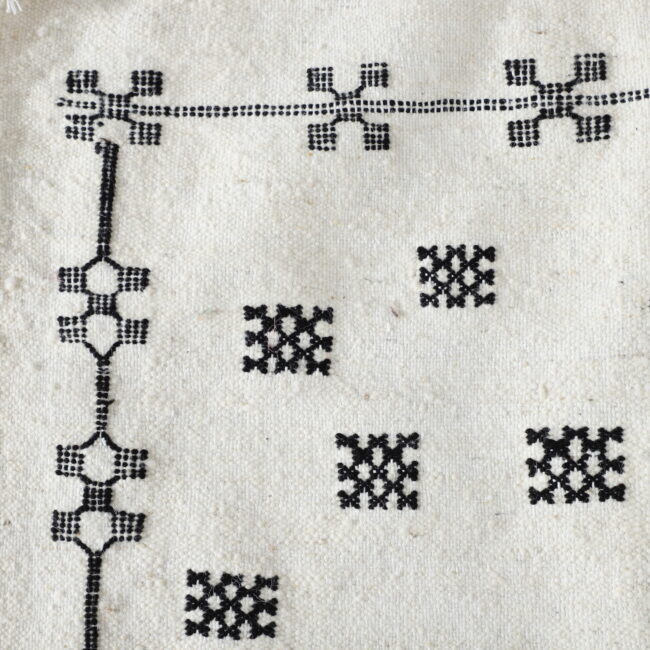 Classic Moroccan Beni Ourain Rug with Geometric Motifs - Image 3