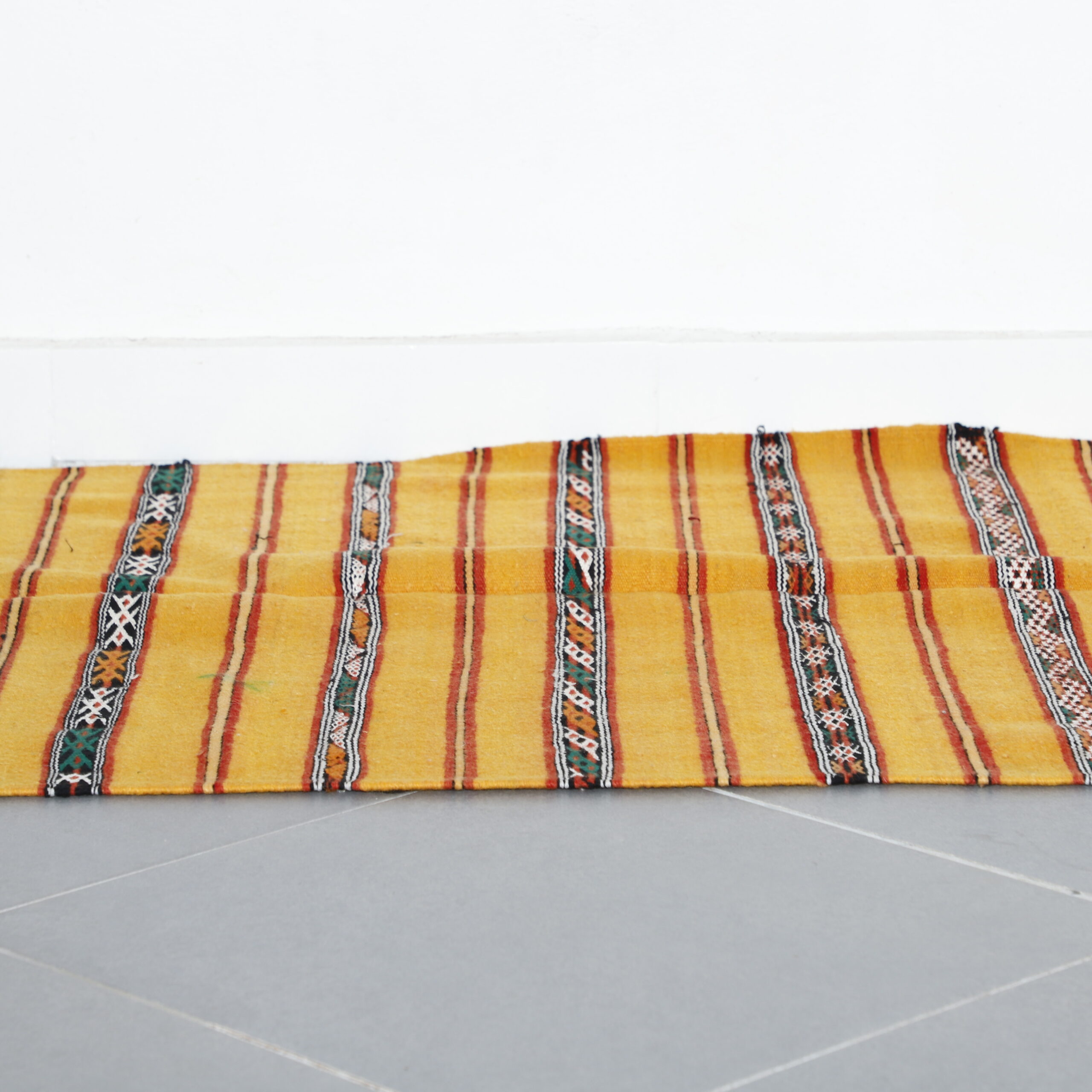 Golden Moroccan Kilim with Horizontal Stripes - Image 5