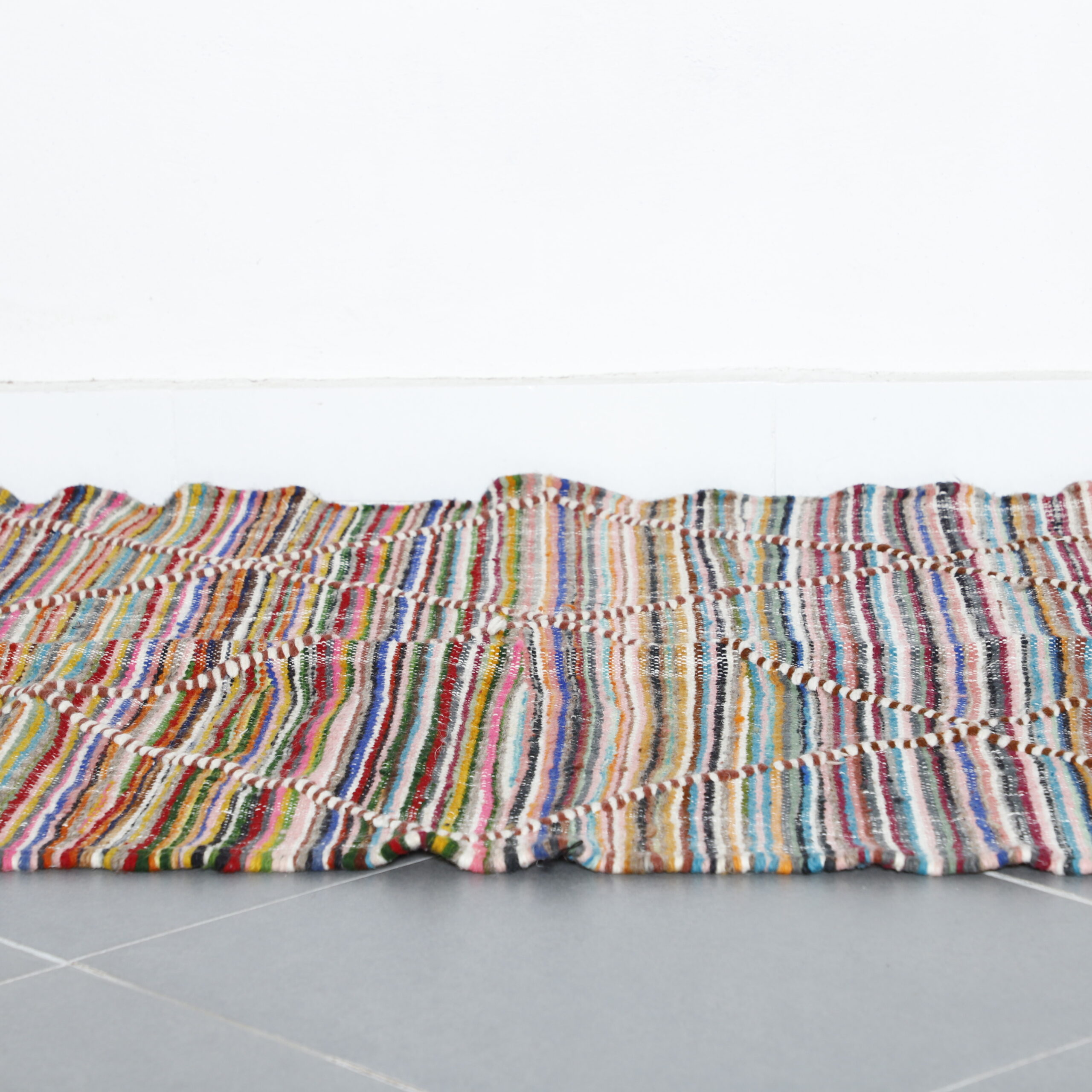 Colorful Moroccan Kilim with Diamond Lattice - Image 5