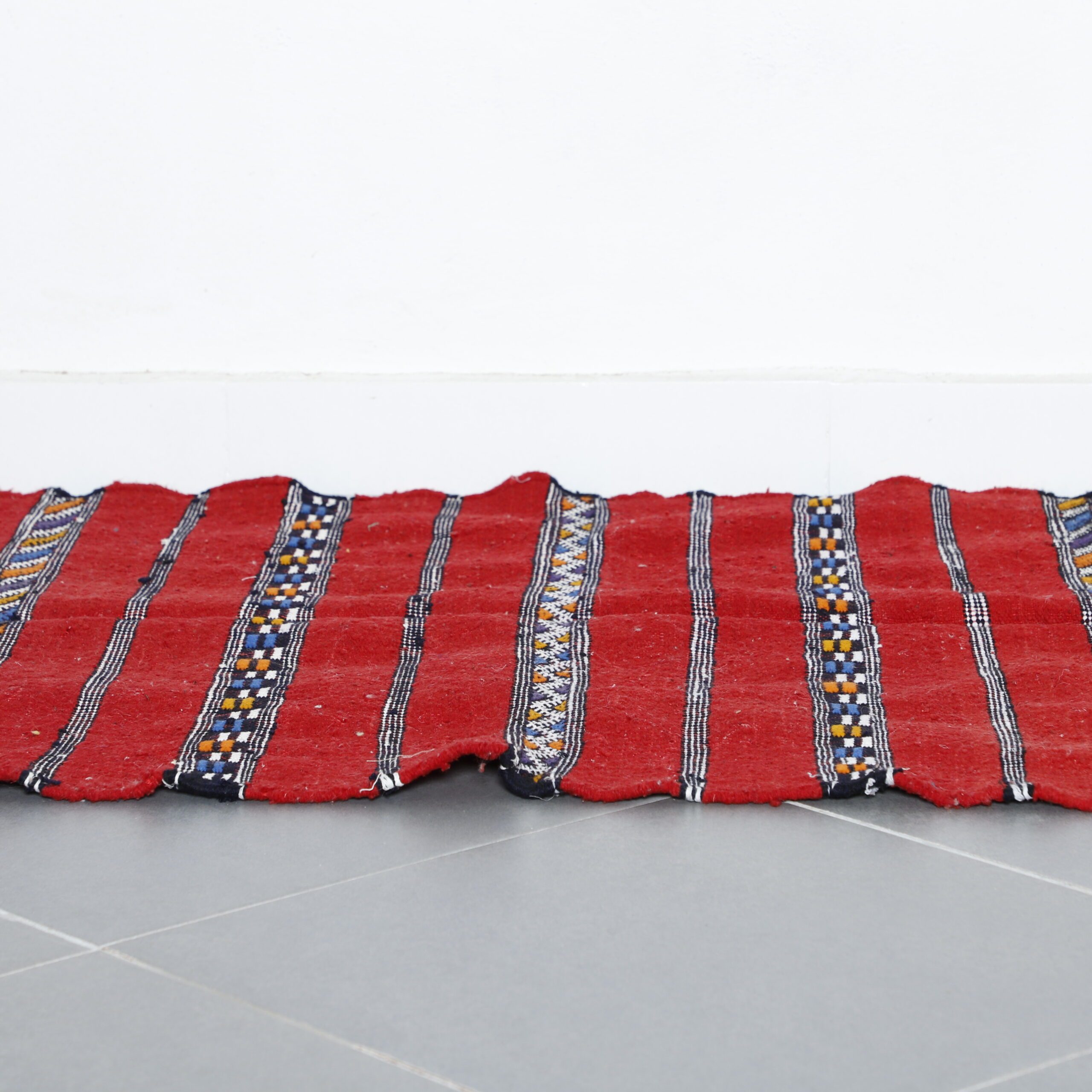 Vibrant Red Moroccan Kilim with Horizontal Stripes - Image 3