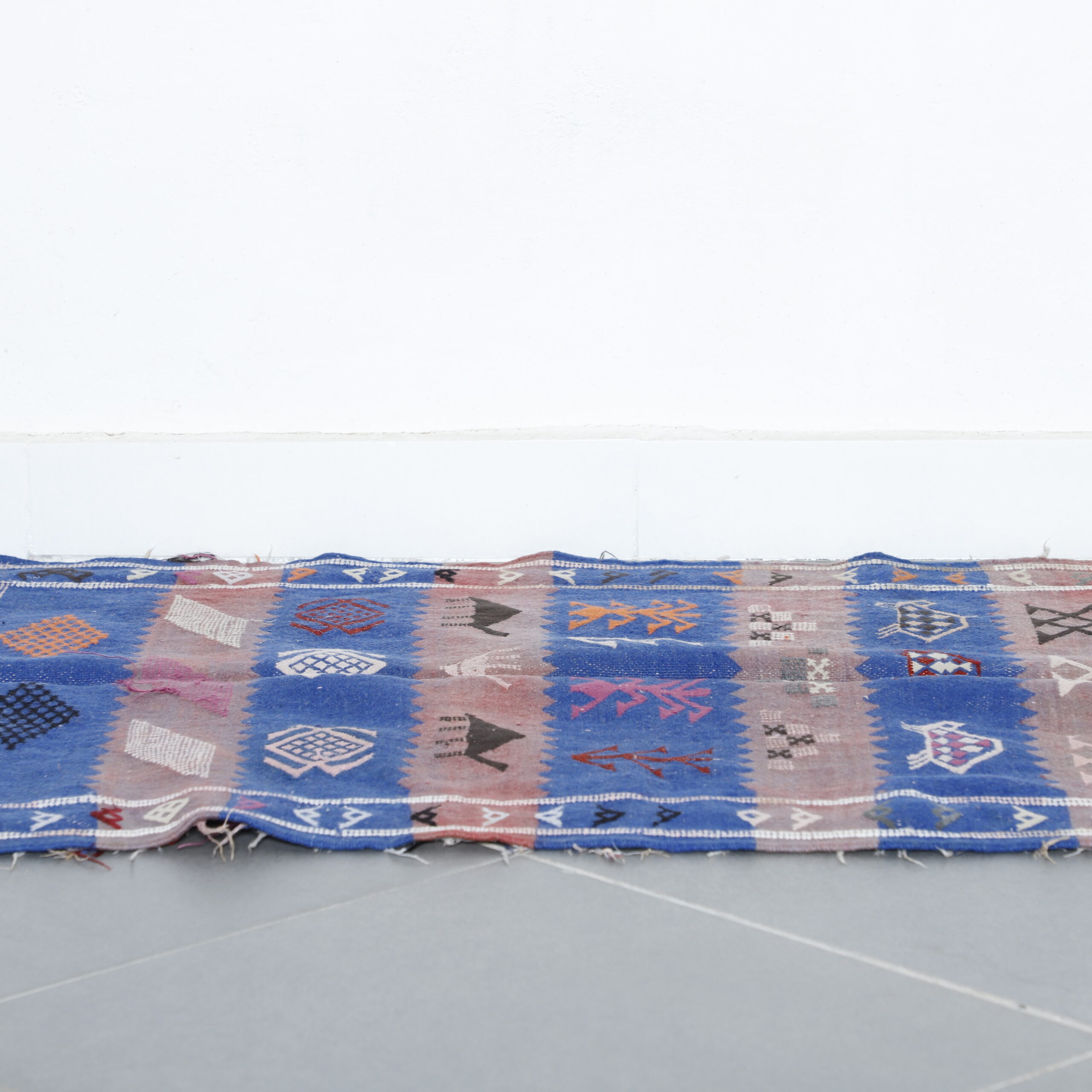 Vintage Moroccan Kilim with Symbolic Motifs - Image 5