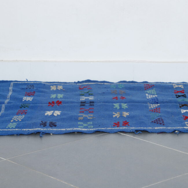 Vibrant Moroccan Berber Kilim with Geometric Motifs - Image 5