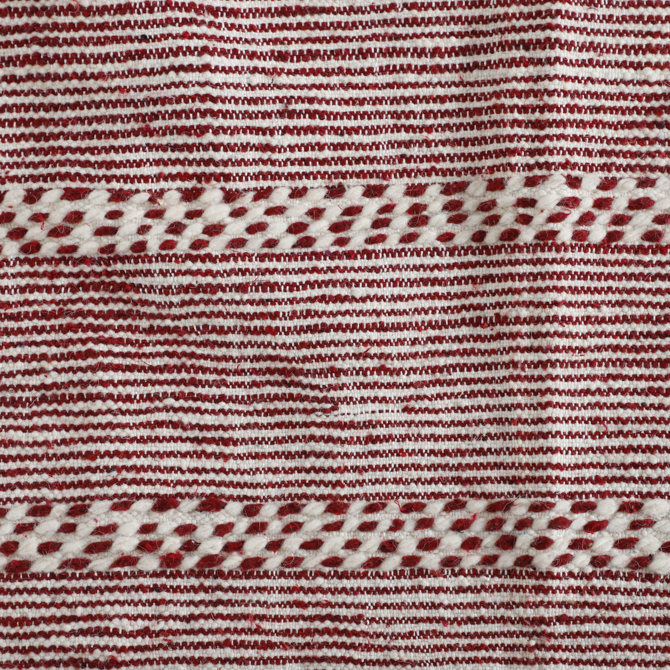 Moroccan Kilim Rug with Stripes - Handwoven Traditional Pattern - Image 3
