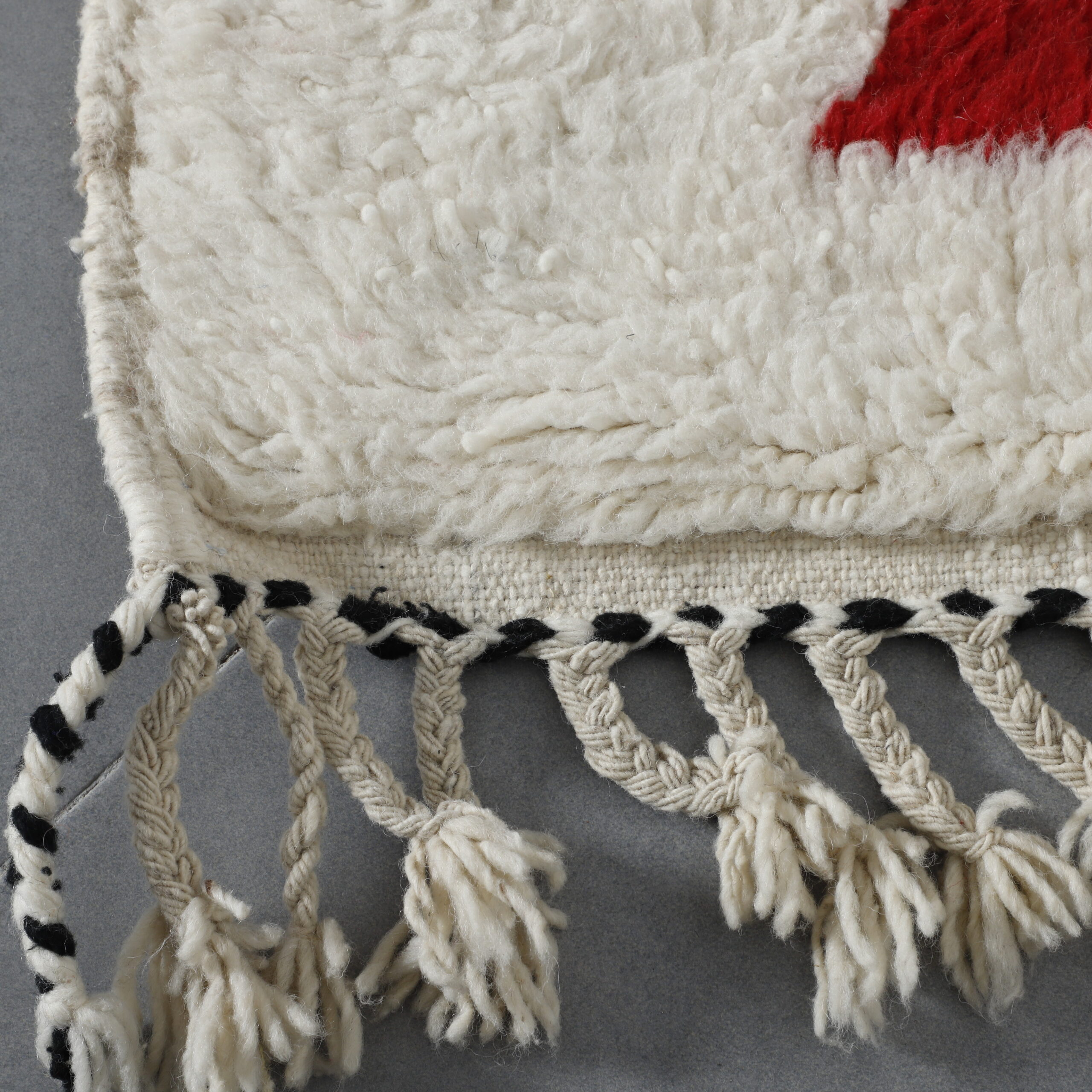 Modern Moroccan Beni Ourain Rug with Abstract Blocks - Image 4