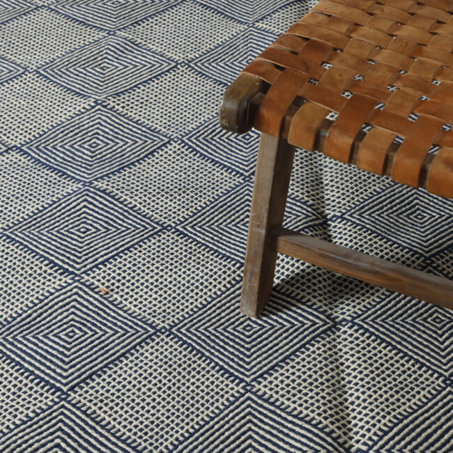 Classic Moroccan Zanafi Rug with Diamond Lattice - Image 3