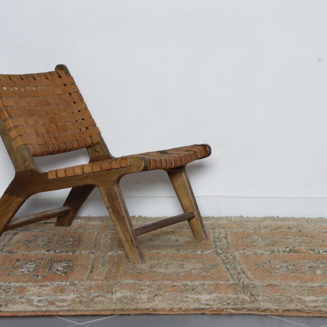 Elegant Boujad Rug with Intricate Motifs - Image 7