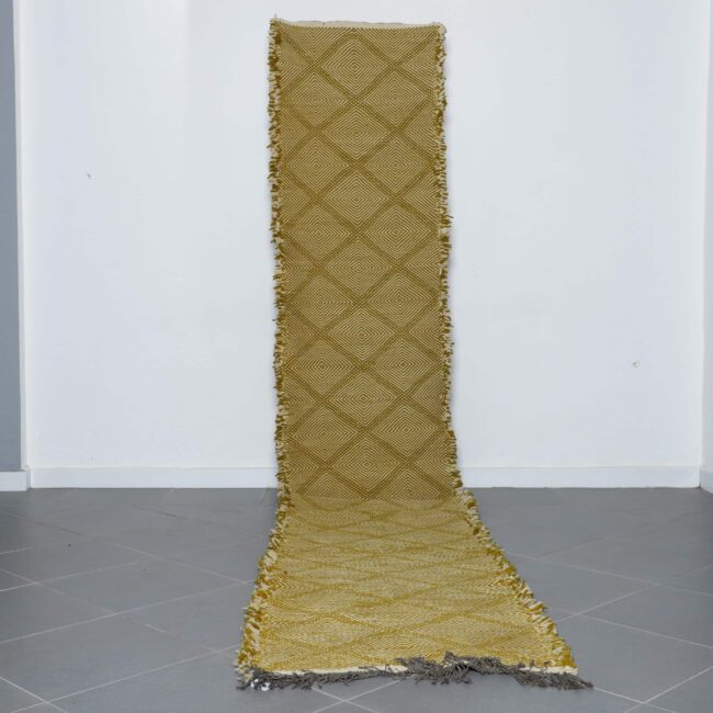 Stunning Elegant Zanafi Runner with Geometric Diamond Pattern – Premium Moroccan Rugs